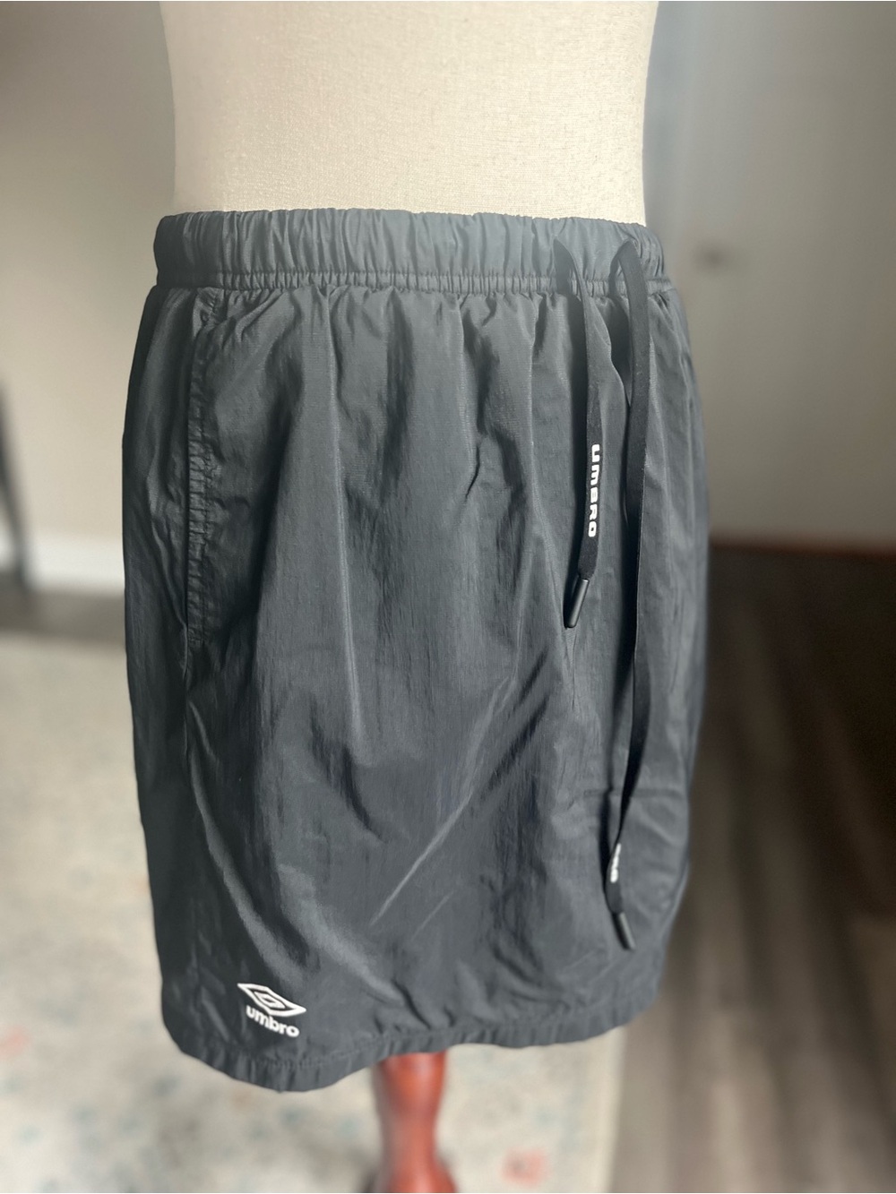 Sporty Umbro Women’s Black Athletic Skirt with Drawstring